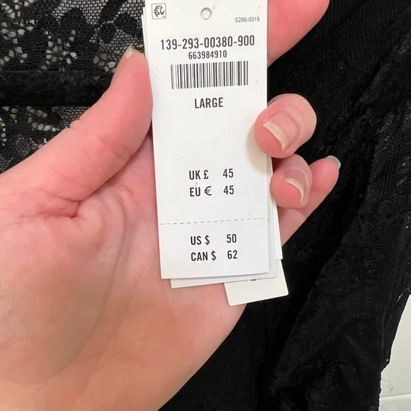 Abercrombie & Fitch Black Lace Top - Picture 3 of 5